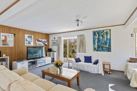 Photo of property in 10 Elder Grove, Whalers Gate, New Plymouth, 4310