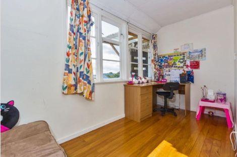 Photo of property in 114 Astley Avenue, New Lynn, Auckland, 0600