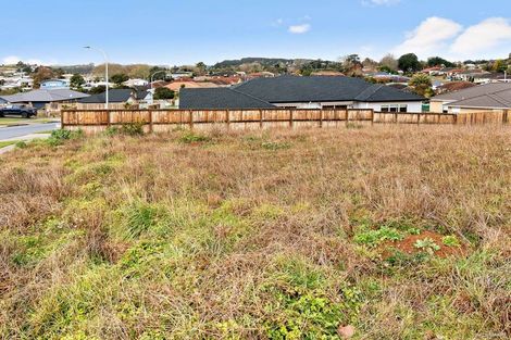 Photo of property in 35 Prado Drive, Pukekohe, 2120