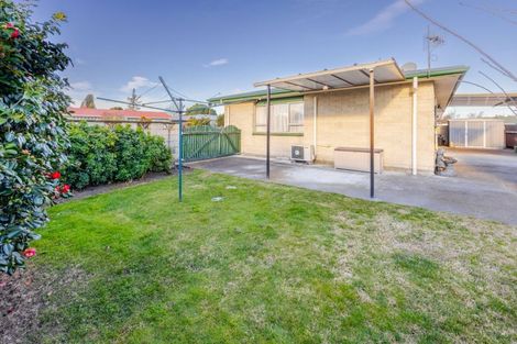 Photo of property in 577-579 Lowe Street, Camberley, Hastings, 4120