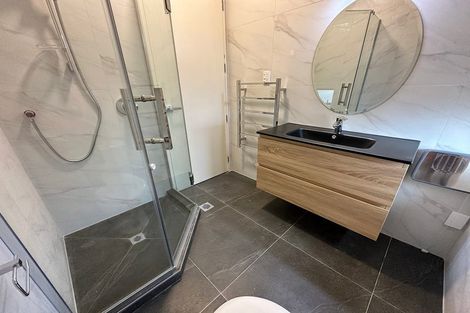 Photo of property in 8 Sunnybrae Road, Hillcrest, Auckland, 0627