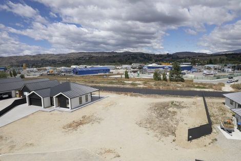 Photo of property in 9 Sequoia Close, Alexandra, 9320