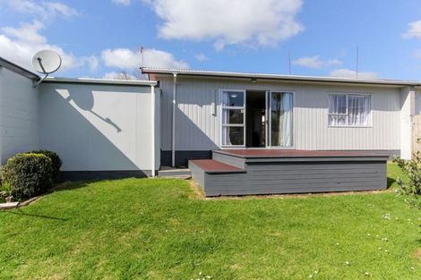 Photo of property in 4/311 Carrington Street, Vogeltown, New Plymouth, 4310