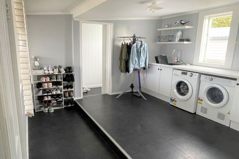 Photo of property in 139 Newcastle Street, Windsor, Invercargill, 9810