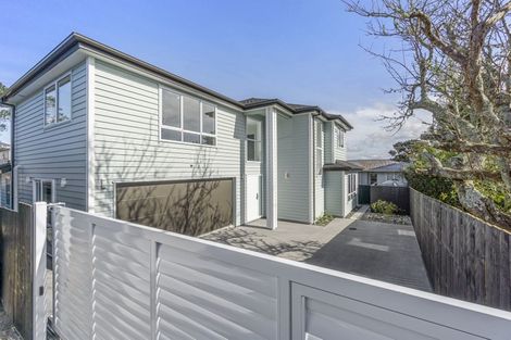 Photo of property in 538a Glenfield Road, Glenfield, Auckland, 0629