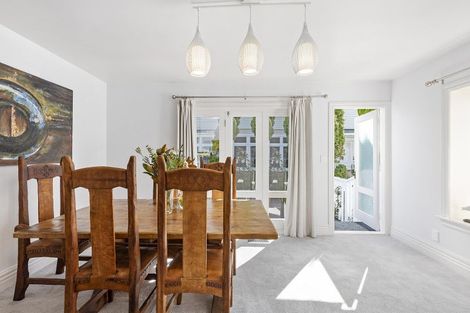 Photo of property in 12b Hobson Street, Thorndon, Wellington, 6011