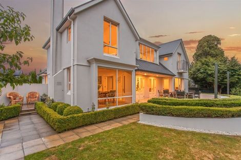Photo of property in 25 Chepstow Avenue, Fendalton, Christchurch, 8052