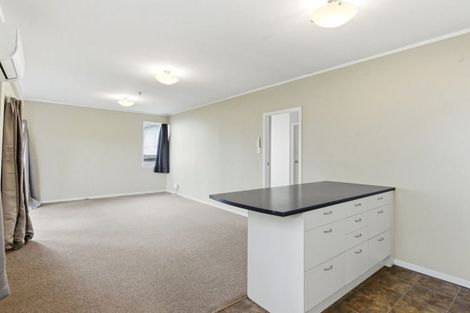 Photo of property in 10 Laurent Place, Kingston, Wellington, 6021