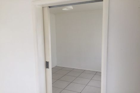 Photo of property in 127 Rosier Road, Glen Eden, Auckland, 0602