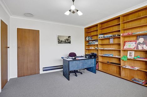 Photo of property in 3 Climie Crescent, Hawera, 4610