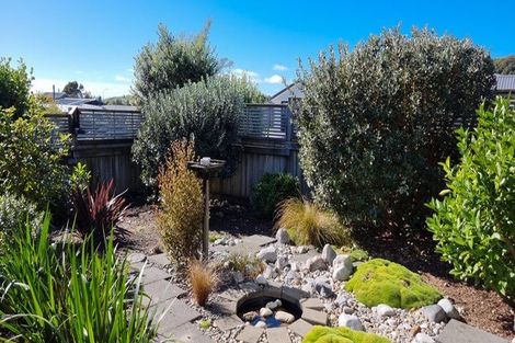 Photo of property in 6 Mcdonald Place, Collingwood, 7073