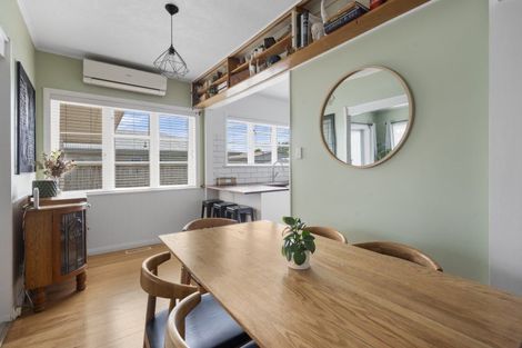 Photo of property in 85 Latham Street, Marewa, Napier, 4110