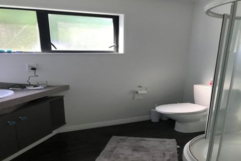 Photo of property in 7a Countess Close, Maupuia, Wellington, 6022