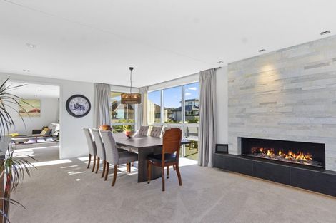 Photo of property in 36 Marine Parade, Mount Maunganui, 3116