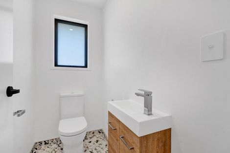 Photo of property in 21c Portland Drive, Mangorei, New Plymouth, 4312