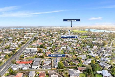 Photo of property in 7 Wilbur Place, Pakuranga Heights, Auckland, 2010