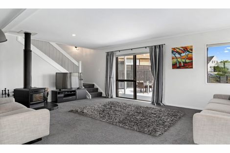 Photo of property in 6 Bellfield Place, Bethlehem, Tauranga, 3110