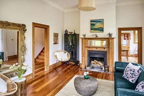 Photo of property in 122 Glenmore Street, Northland, Wellington, 6012