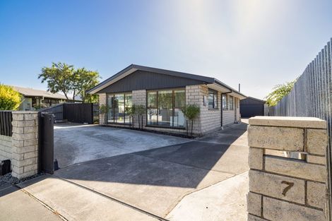 Photo of property in 7 Tahi Place, Belfast, Christchurch, 8051