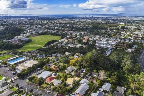 Photo of property in 3 John Court Street, Birkenhead, Auckland, 0626