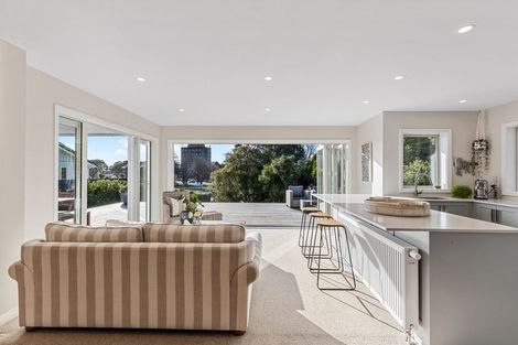 Photo of property in 107 Jickell Street, Hokowhitu, Palmerston North, 4410