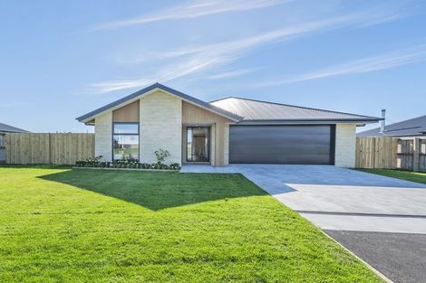 Photo of property in 38 Graeme Foote Street, Darfield, 7510