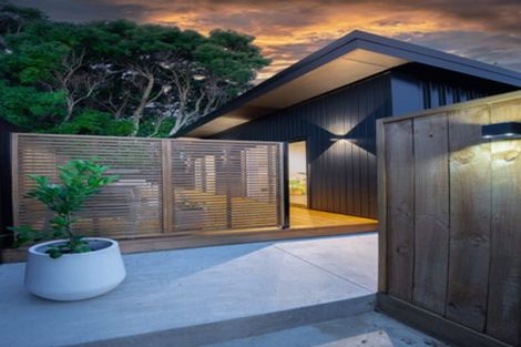 Photo of property in 8a Cashel Street, South Dunedin, Dunedin, 9012