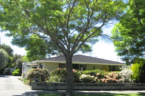 Photo of property in 1/308 Memorial Avenue, Burnside, Christchurch, 8053