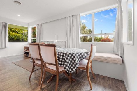 Photo of property in 4 Luxor Place, Pomare, Rotorua, 3015