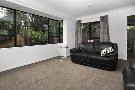 Photo of property in 1/20 Seneca Court, Golflands, Auckland, 2013