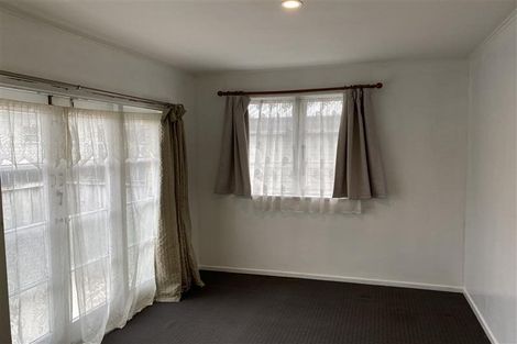 Photo of property in 1/32 Great South Road, Papakura, 2110