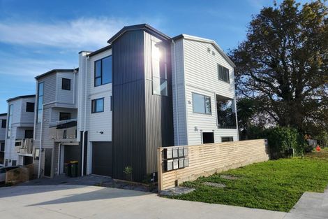 Photo of property in 21 Ayr Road, Pakuranga, Auckland, 2010