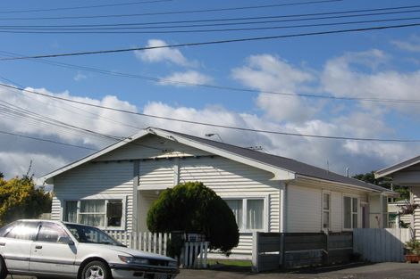 Photo of property in 42 Plunket Avenue, Petone, Lower Hutt, 5012