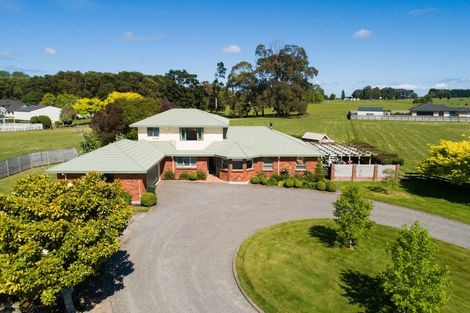 Photo of property in 19 Barnett Drive, Marton, 4710