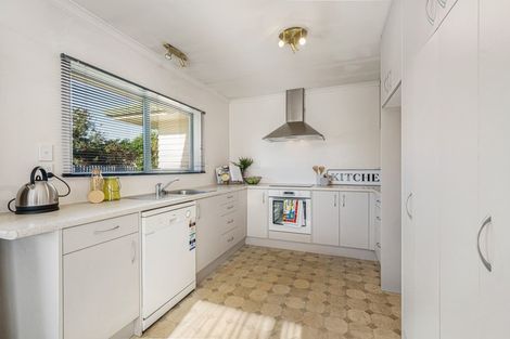 Photo of property in 6 Waihurihia Street, Otaki, 5512