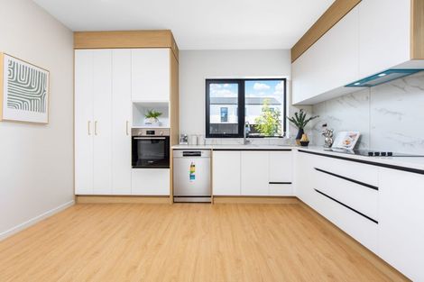 Photo of property in 6 Kiekie Street, Westgate, 0814