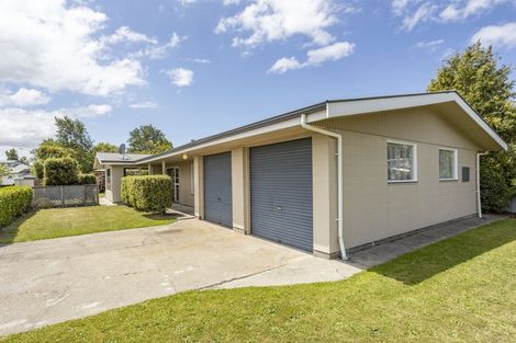 Photo of property in 14 Fraser Place, Rangiora, 7400
