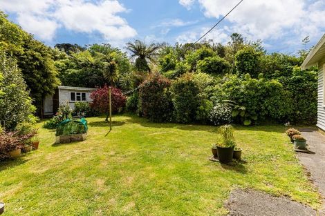 Photo of property in 25 Makara Road, Karori, Wellington, 6012