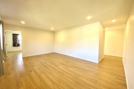 Photo of property in 39c Cutler Street, New Lynn, Auckland, 0600