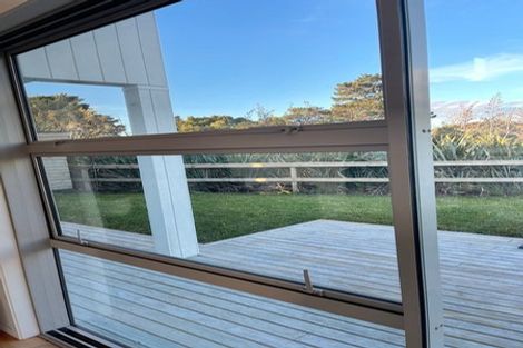 Photo of property in 48 Christian Road, Swanson, Auckland, 0614