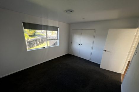 Photo of property in 1/7 Yarra Place, Botany Downs, Auckland, 2010