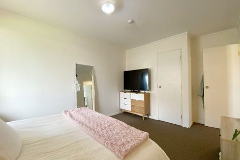 Photo of property in 14 Legacy Drive, Henderson, Auckland, 0612