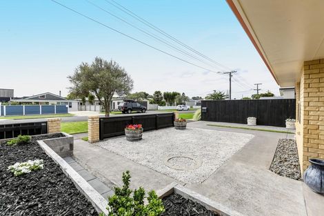 Photo of property in 12 Ropiha Street, Fitzroy, New Plymouth, 4312