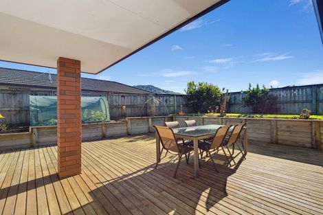 Photo of property in 15 Hamon Place, Pukehangi, Rotorua, 3015