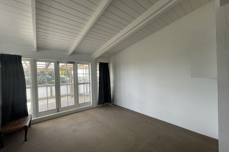 Photo of property in 64 Manuka Road, Glenfield, Auckland, 0629