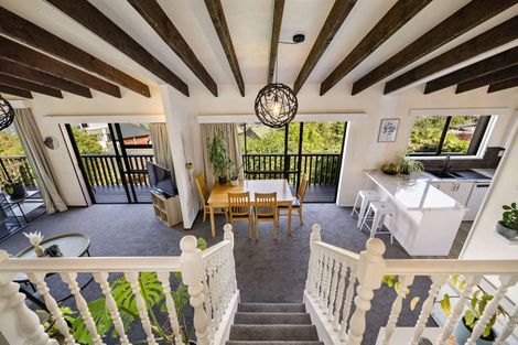 Photo of property in 4b Caples Place, Fernhill, Queenstown, 9300