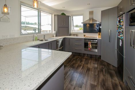 Photo of property in 6b Main Road, Fairfield, Dunedin, 9018