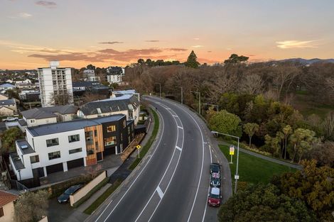 Photo of property in 1/11 Carlton Mill Road, Merivale, Christchurch, 8014