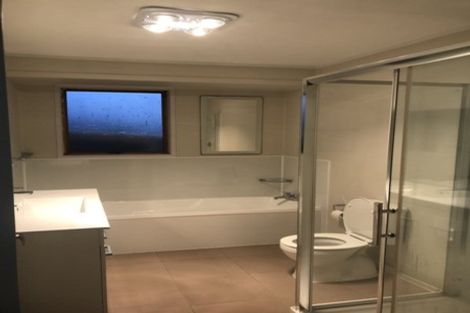 Photo of property in 11 Heathberry Close, Papatoetoe, Auckland, 2025