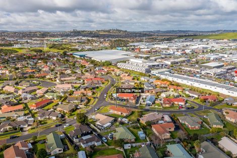 Photo of property in 1 Tullis Place, Burswood, Auckland, 2013